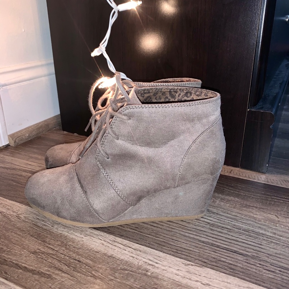 Wedged booties